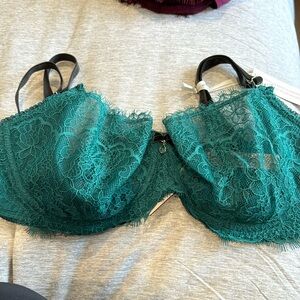VS bra 36D